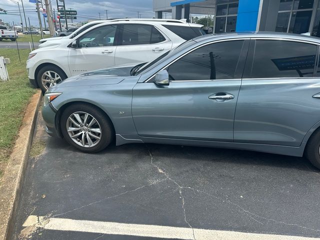 2015 INFINITI Q50 Premium