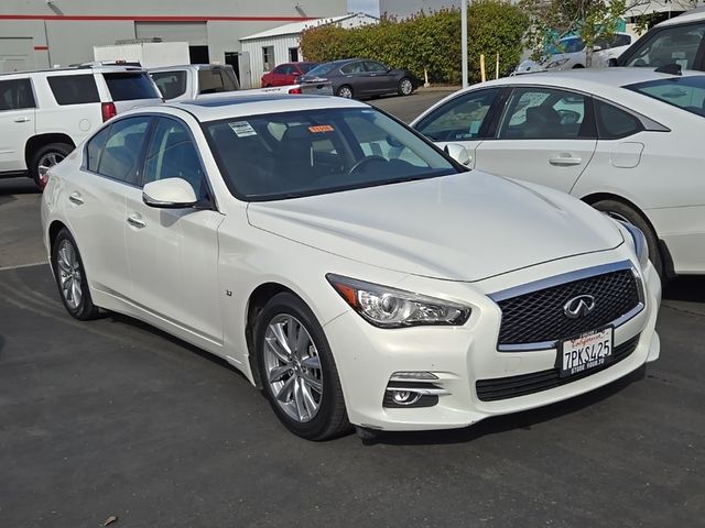 2015 INFINITI Q50 Premium