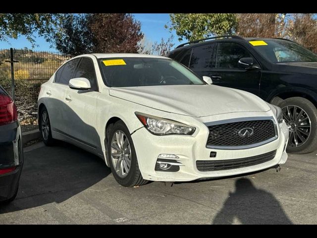 2015 INFINITI Q50 Premium