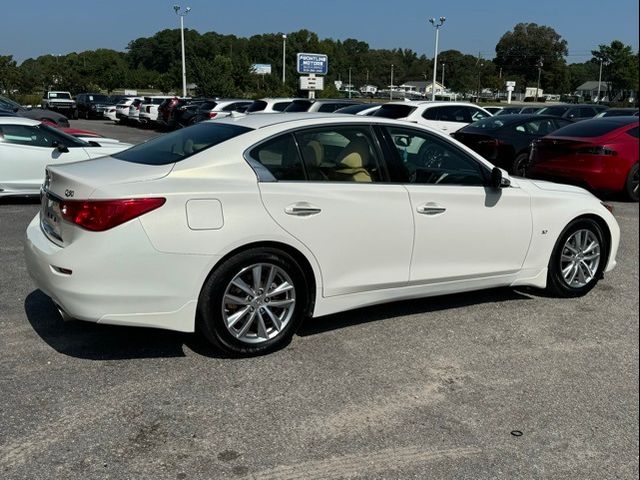 2015 INFINITI Q50 Premium