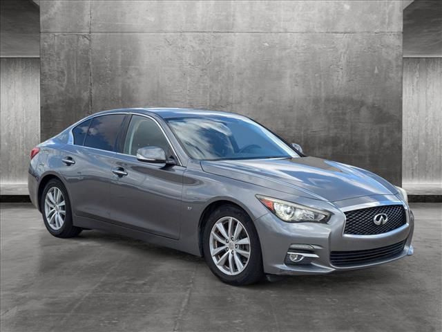 2015 INFINITI Q50 Premium