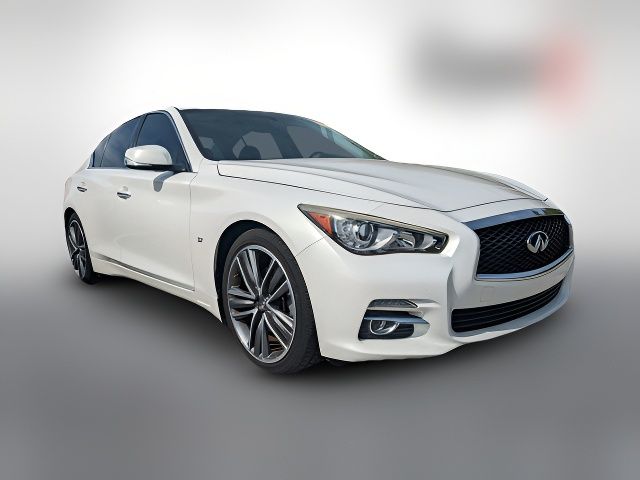 2015 INFINITI Q50 Premium