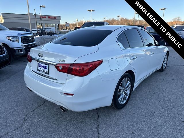 2015 INFINITI Q50 Premium