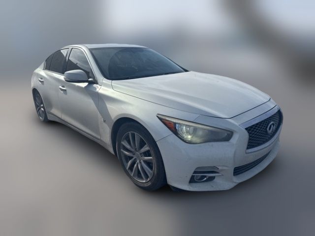 2015 INFINITI Q50 Premium