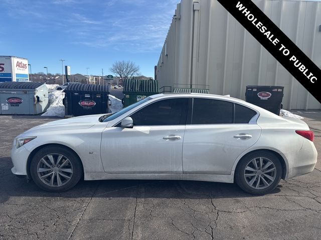 2015 INFINITI Q50 Premium