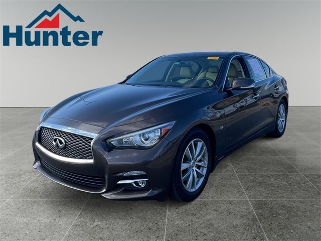 2015 INFINITI Q50 Premium