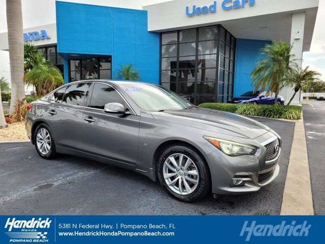 2015 INFINITI Q50 Premium