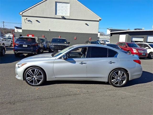 2015 INFINITI Q50 Premium