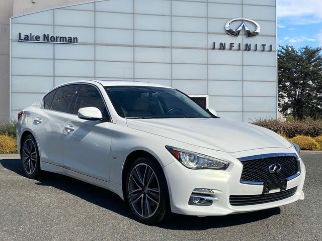 2015 INFINITI Q50 Premium