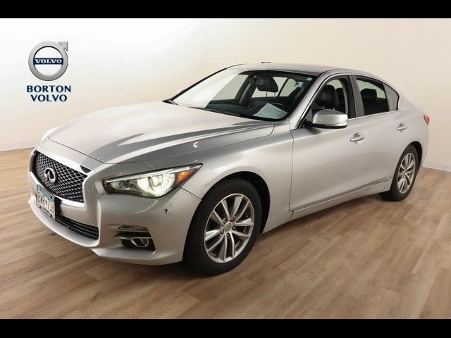 2015 INFINITI Q50 Premium