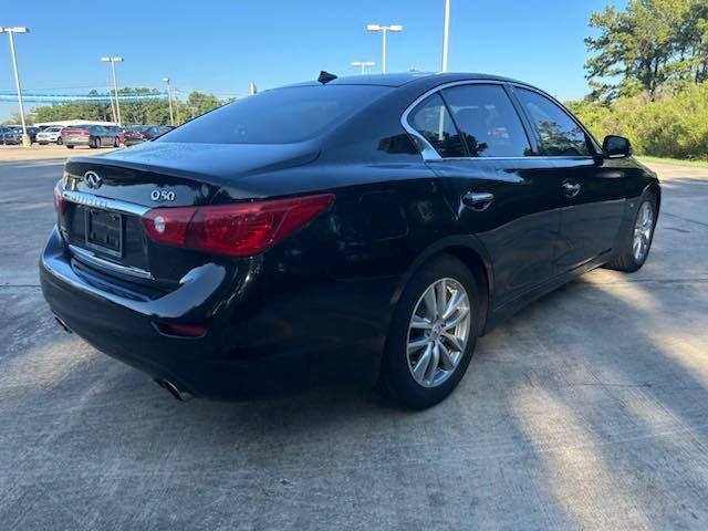 2015 INFINITI Q50 Premium