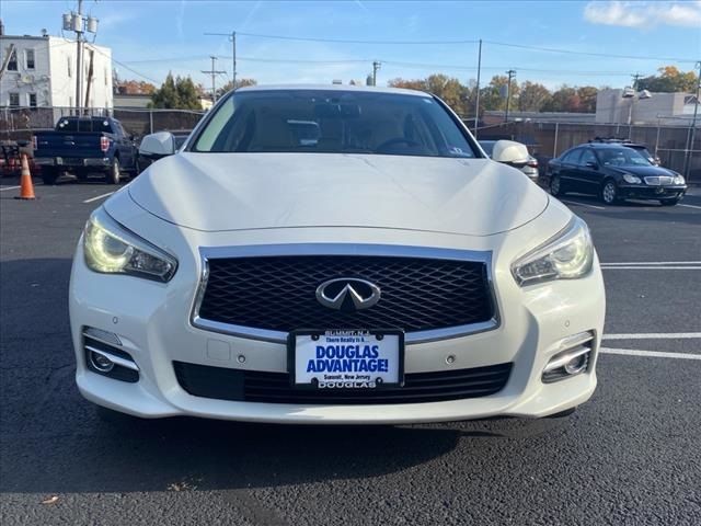 2015 INFINITI Q50 Premium