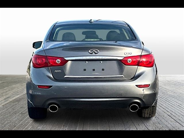 2015 INFINITI Q50 Premium