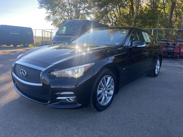 2015 INFINITI Q50 Premium