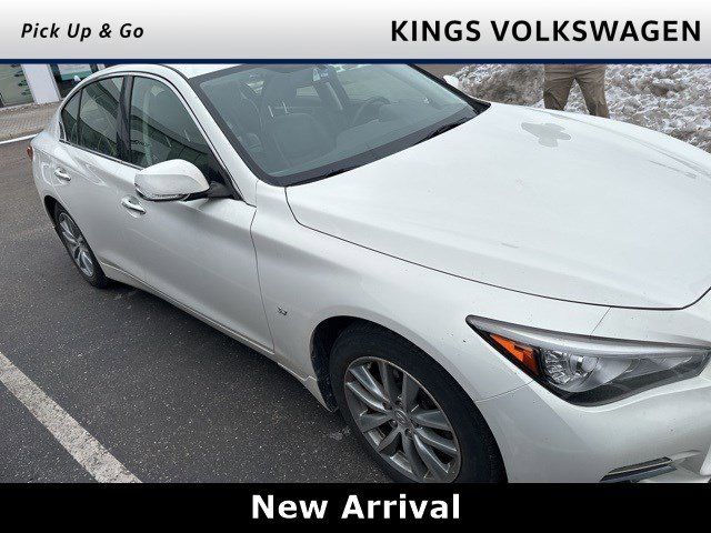 2015 INFINITI Q50 Premium