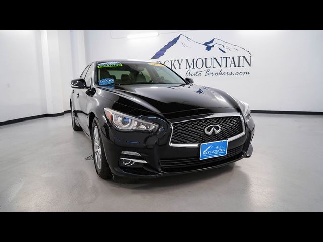 2015 INFINITI Q50 Premium