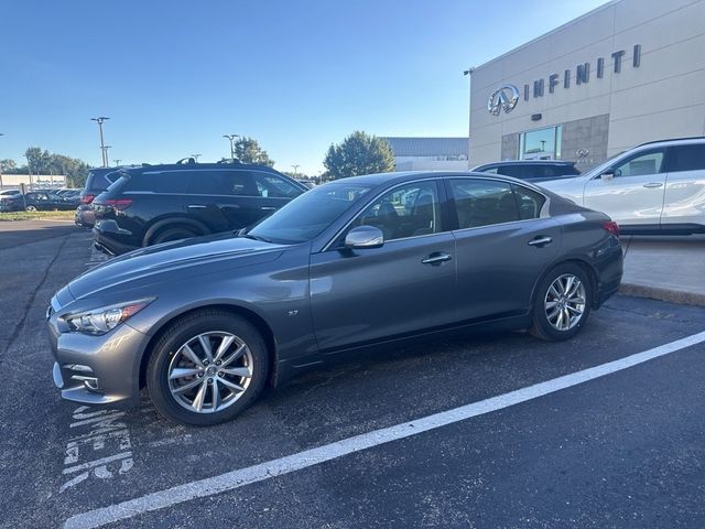 2015 INFINITI Q50 Premium