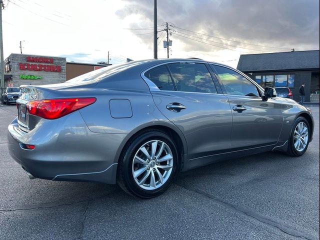 2015 INFINITI Q50 Premium