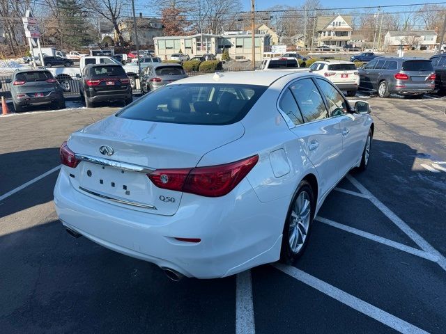 2015 INFINITI Q50 Premium