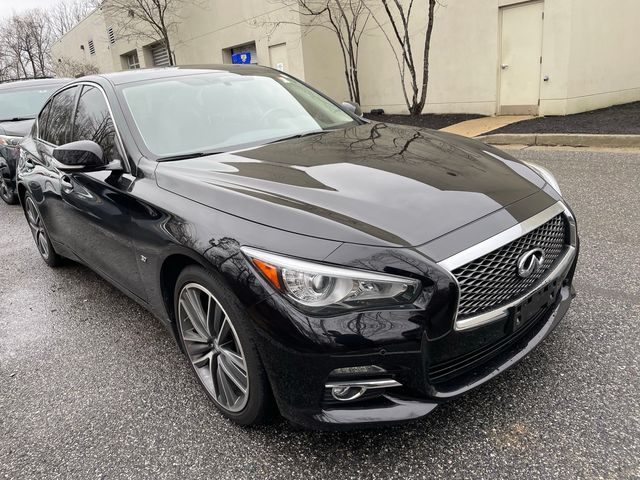 2015 INFINITI Q50 Premium