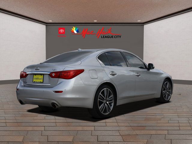 2015 INFINITI Q50 Premium