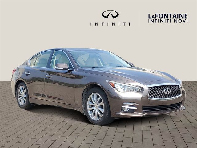 2015 INFINITI Q50 Premium