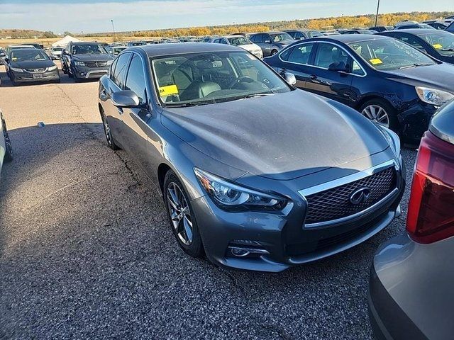 2015 INFINITI Q50 Premium