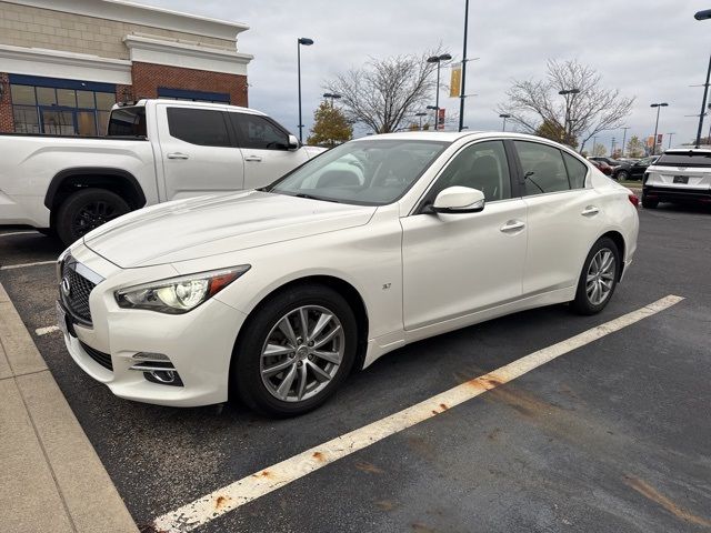 2015 INFINITI Q50 Premium