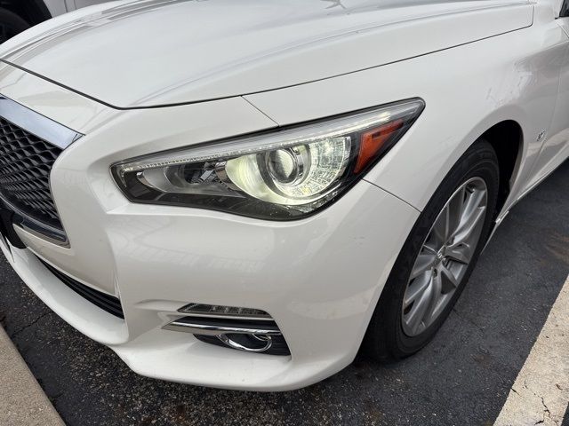 2015 INFINITI Q50 Premium