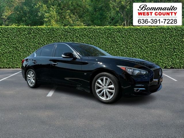 2015 INFINITI Q50 Premium