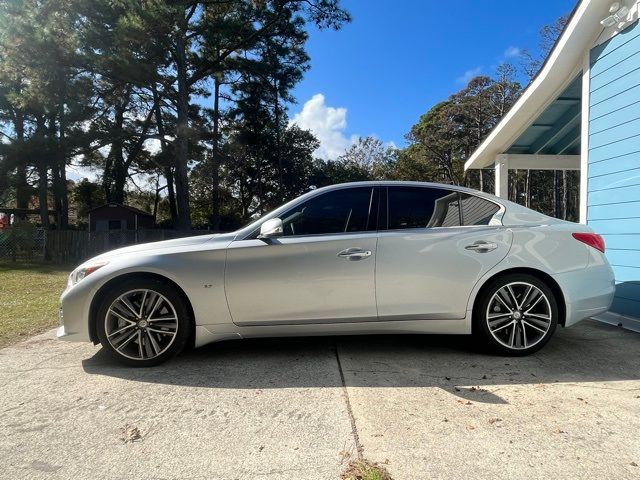 2015 INFINITI Q50 Sport