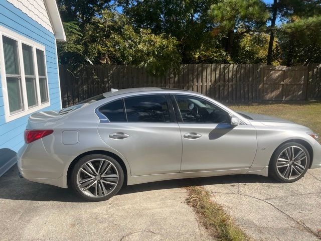 2015 INFINITI Q50 Sport