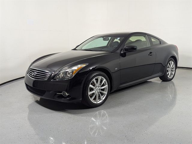 2015 INFINITI Q60 Base