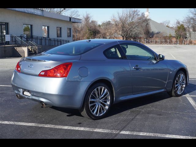 2015 INFINITI Q60 Base