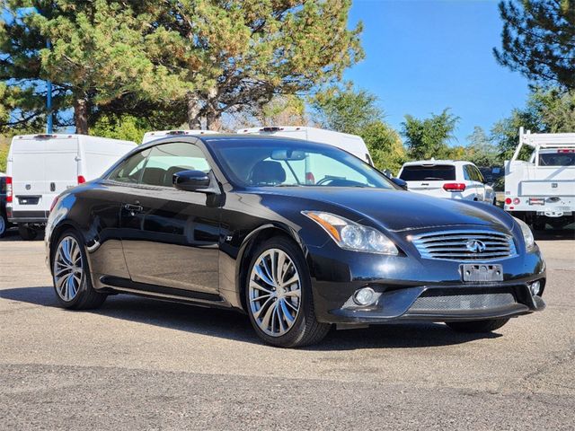 2015 INFINITI Q60 Base