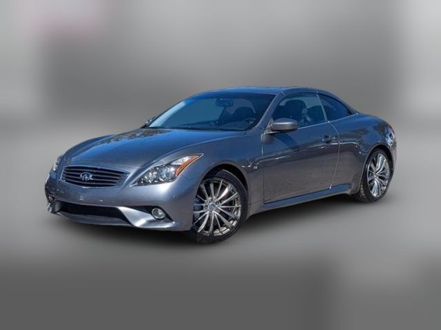 2015 INFINITI Q60 Base