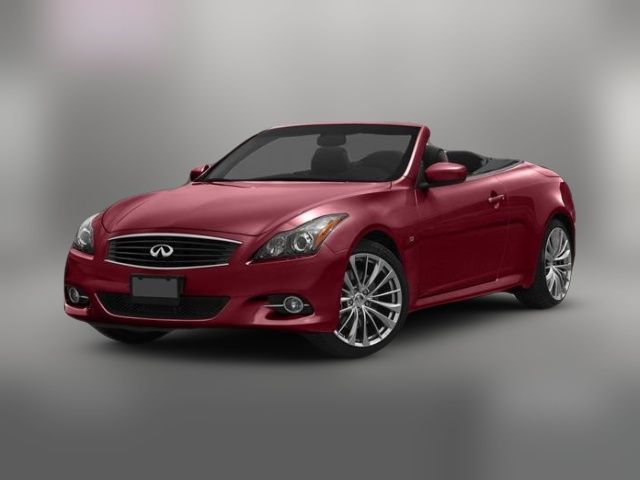 2015 INFINITI Q60 Base