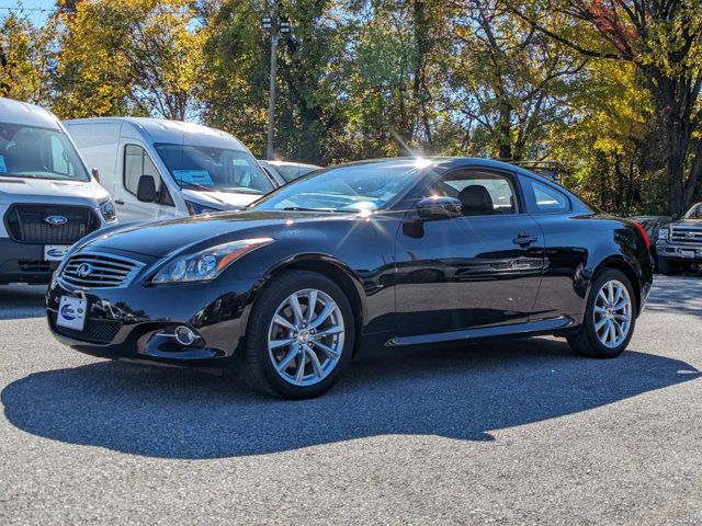 2015 INFINITI Q60 Base