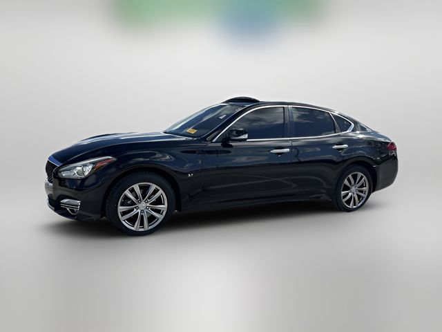 2015 INFINITI Q70 Base