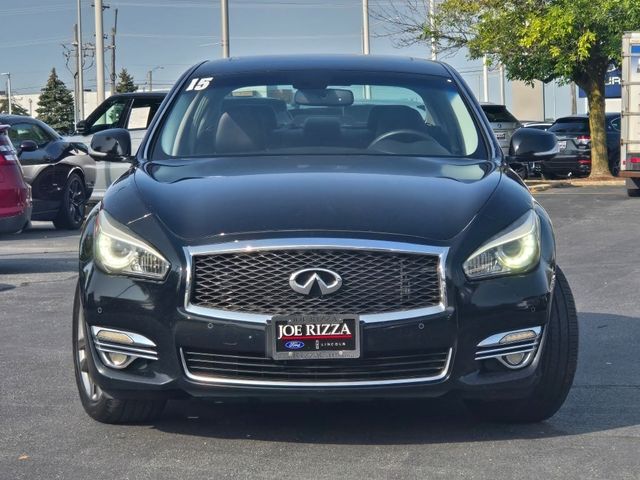 2015 INFINITI Q70 Base