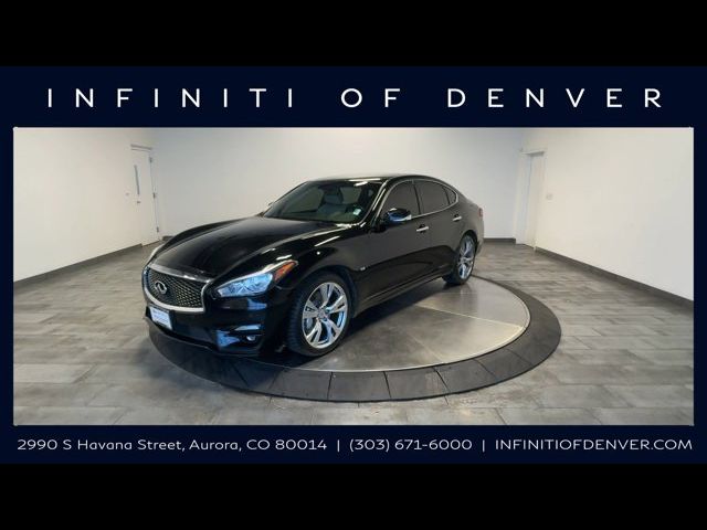 2015 INFINITI Q70 Base