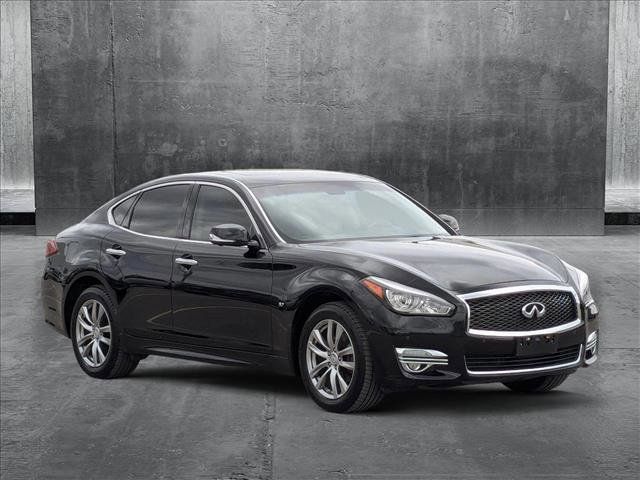 2015 INFINITI Q70 Base