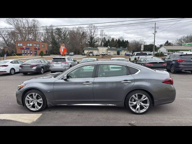 2015 INFINITI Q70L Base