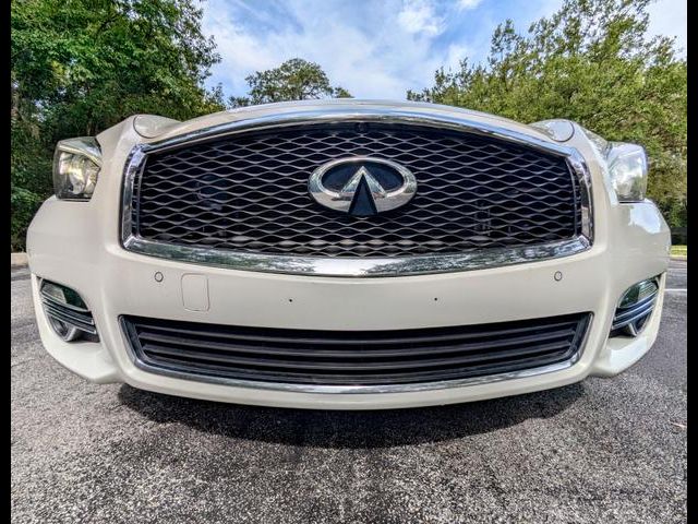 2015 INFINITI Q70L Base