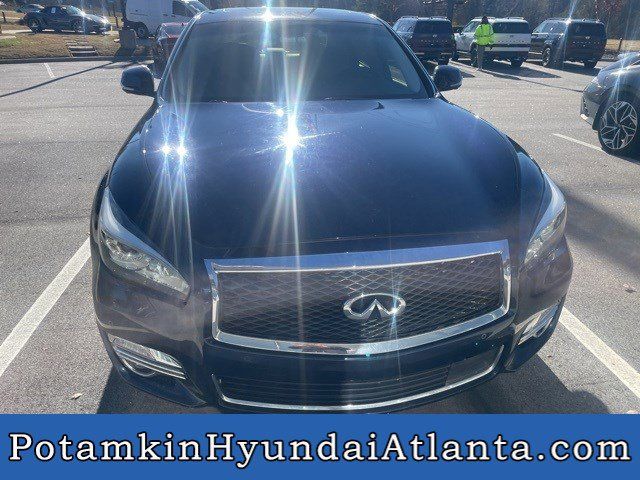 2015 INFINITI Q70L Base