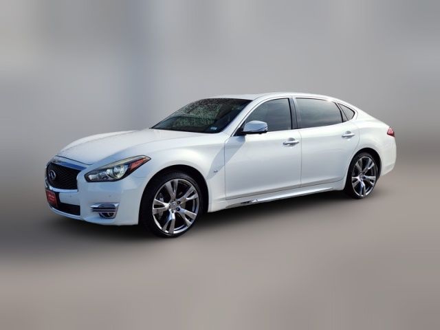 2015 INFINITI Q70L Base