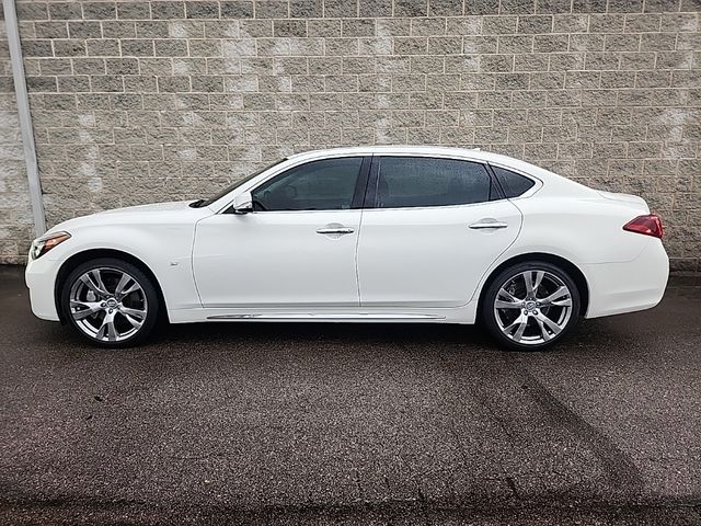 2015 INFINITI Q70L Base