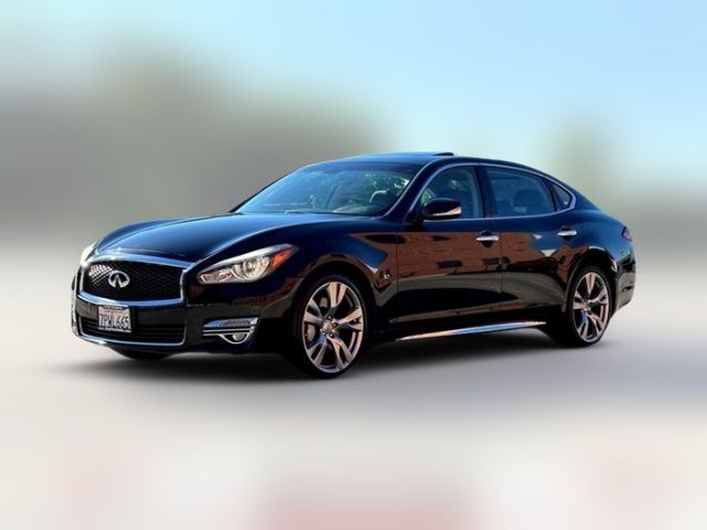 2015 INFINITI Q70L Base