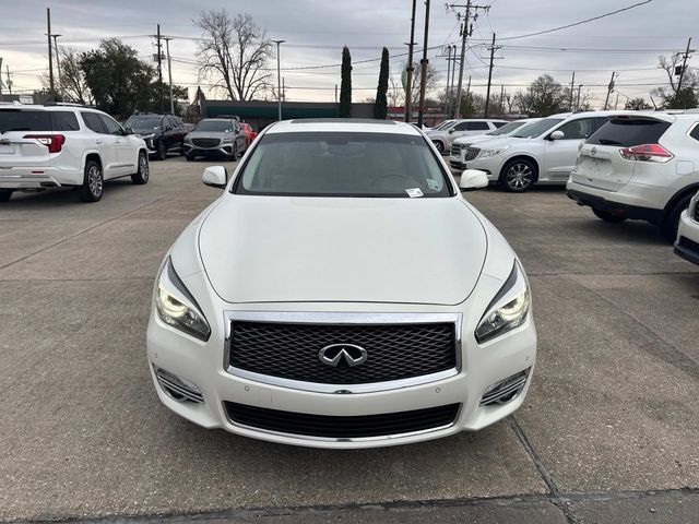 2015 INFINITI Q70L Base