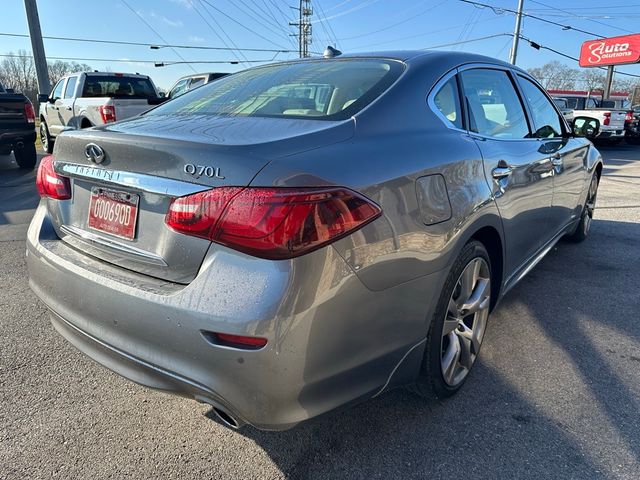 2015 INFINITI Q70L Base